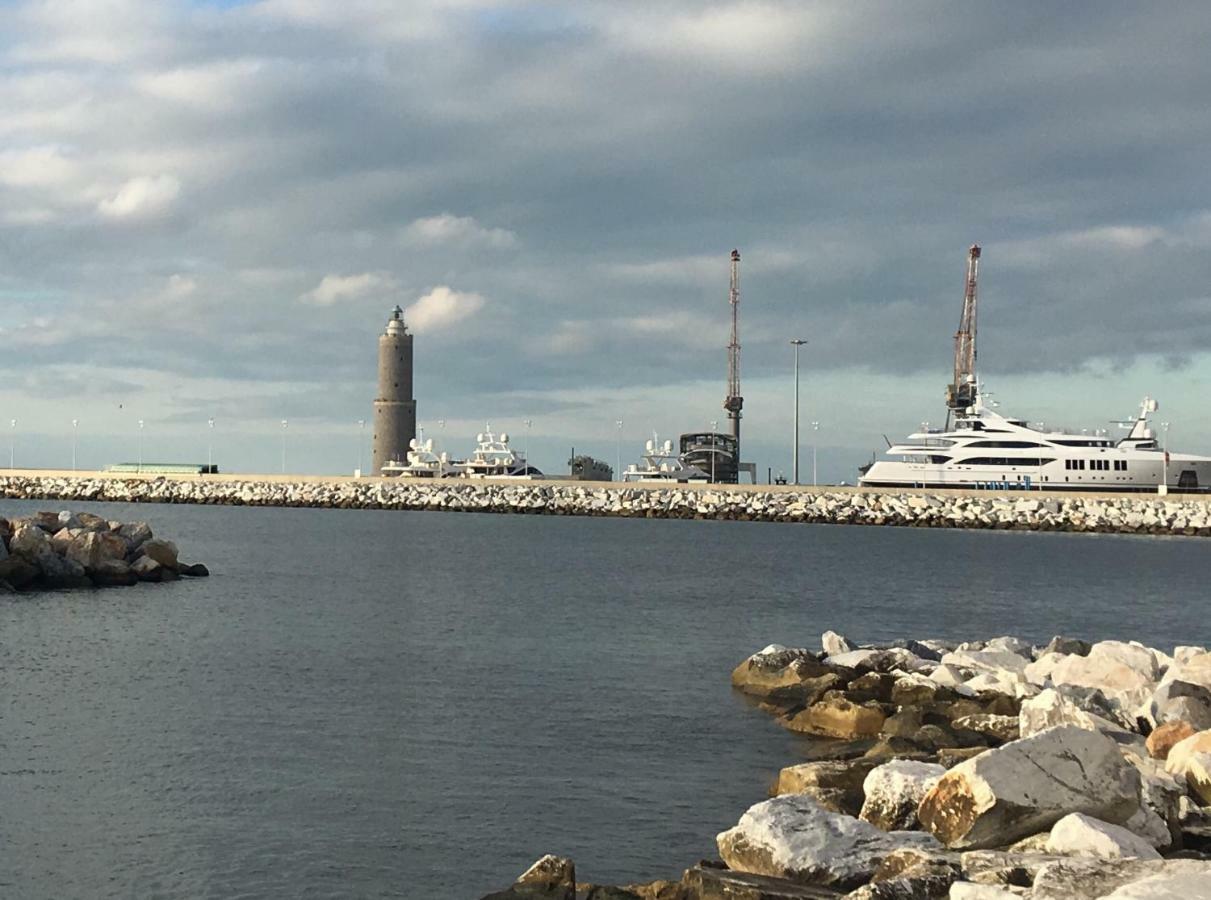 شقة New Maria'S House Livorno. Il Cisternone المظهر الخارجي الصورة